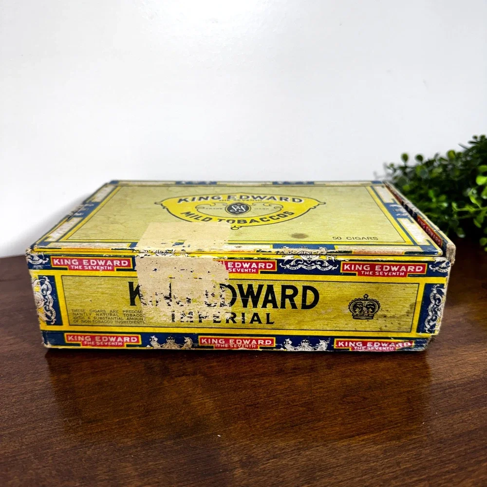 King Edward Imperial Mild Tobaccos Empty Collectible Cigar Box 1950s